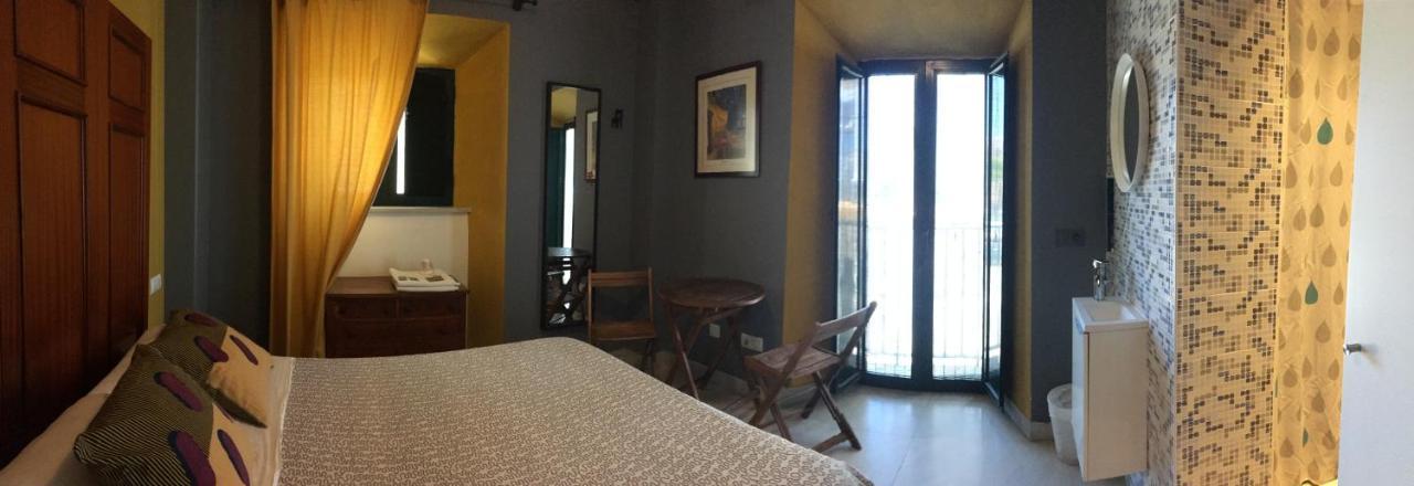 Baobab Hostal El Puerto de Santa María Εξωτερικό φωτογραφία
