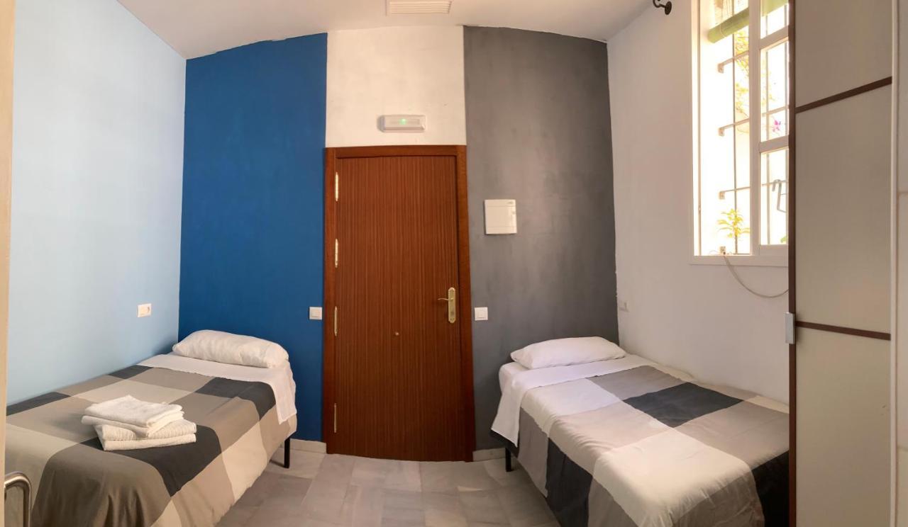 Baobab Hostal El Puerto de Santa María Εξωτερικό φωτογραφία