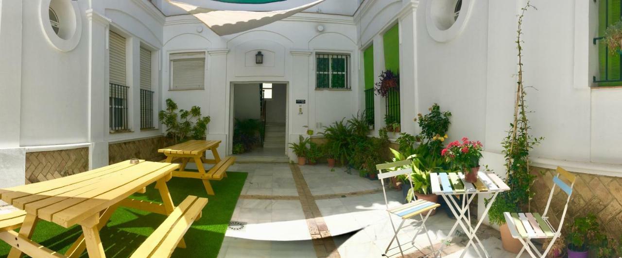 Baobab Hostal El Puerto de Santa María Εξωτερικό φωτογραφία